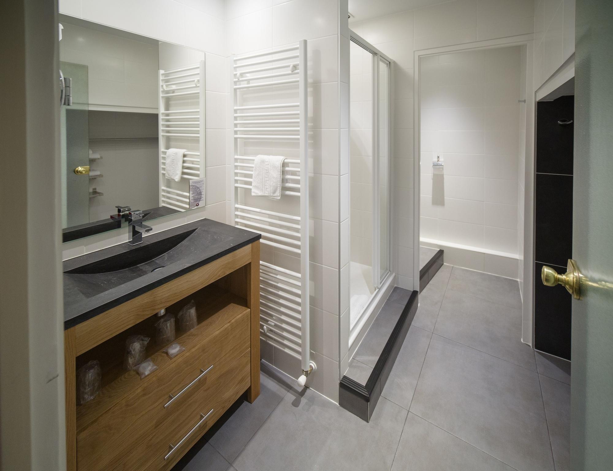 Hotel Des Princes, Chambery Centre エクステリア 写真