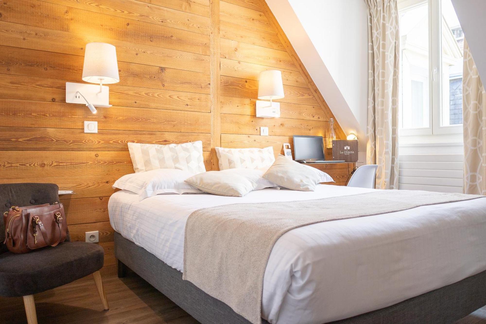 Hotel Des Princes, Chambery Centre エクステリア 写真