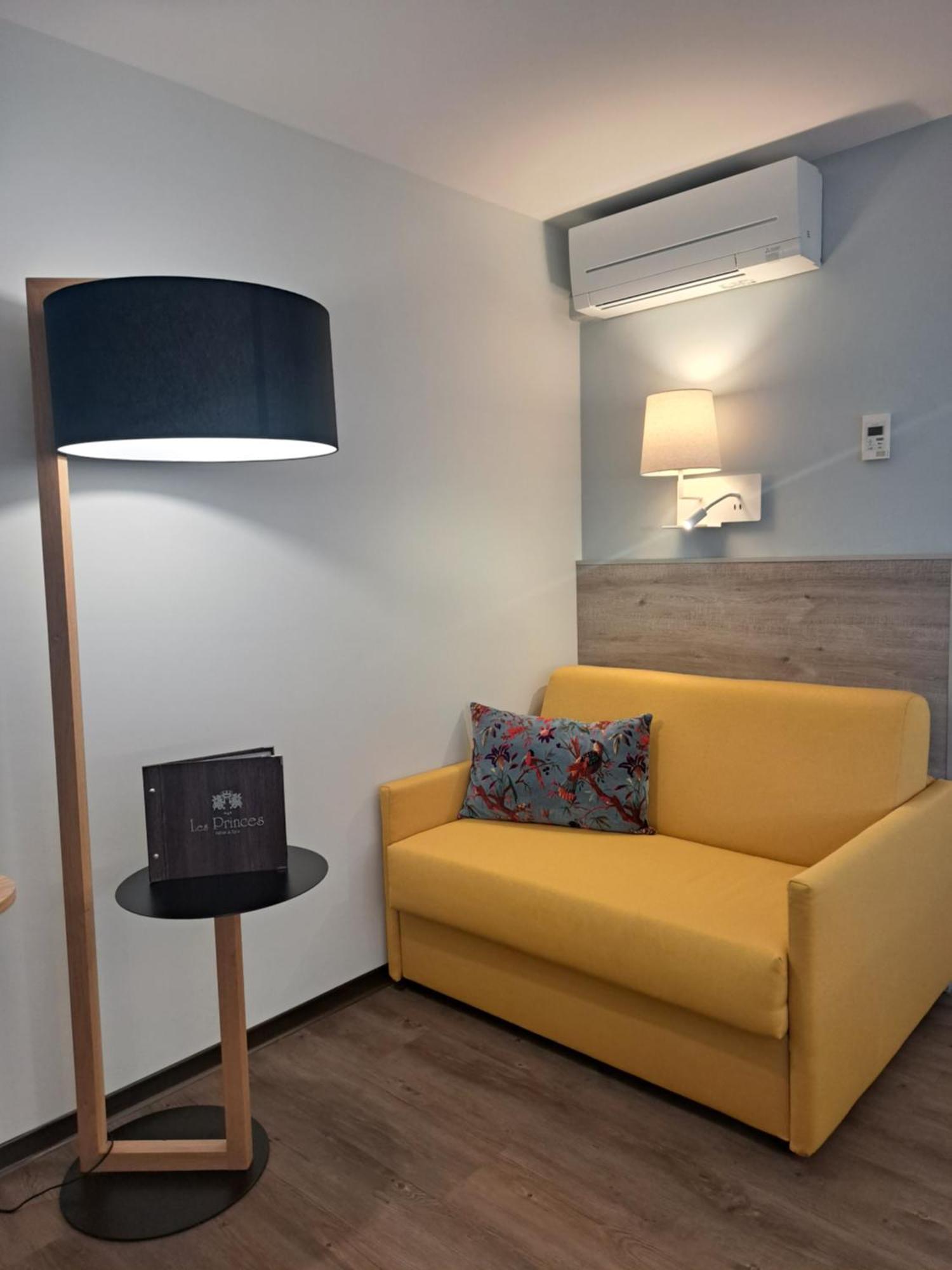 Hotel Des Princes, Chambery Centre エクステリア 写真