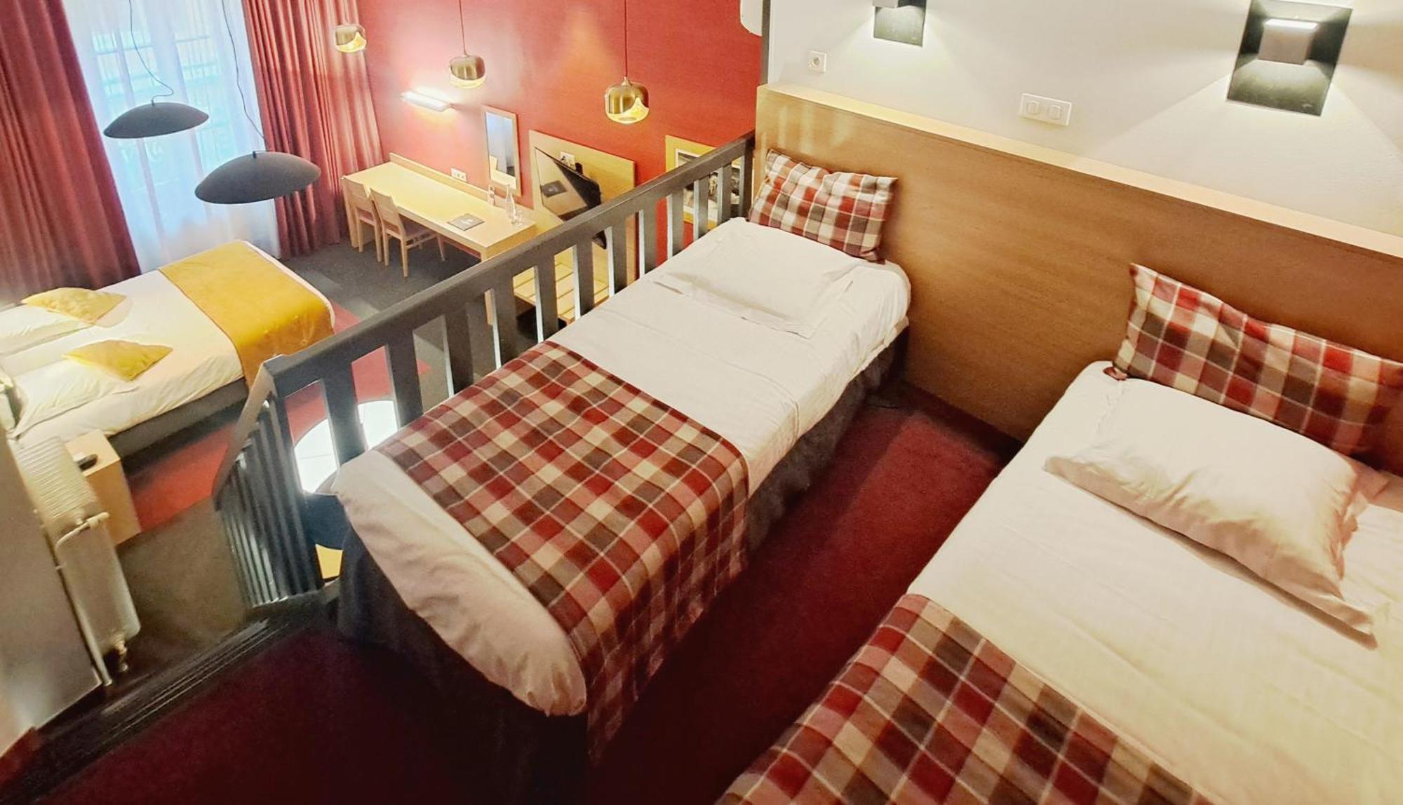 Hotel Des Princes, Chambery Centre エクステリア 写真