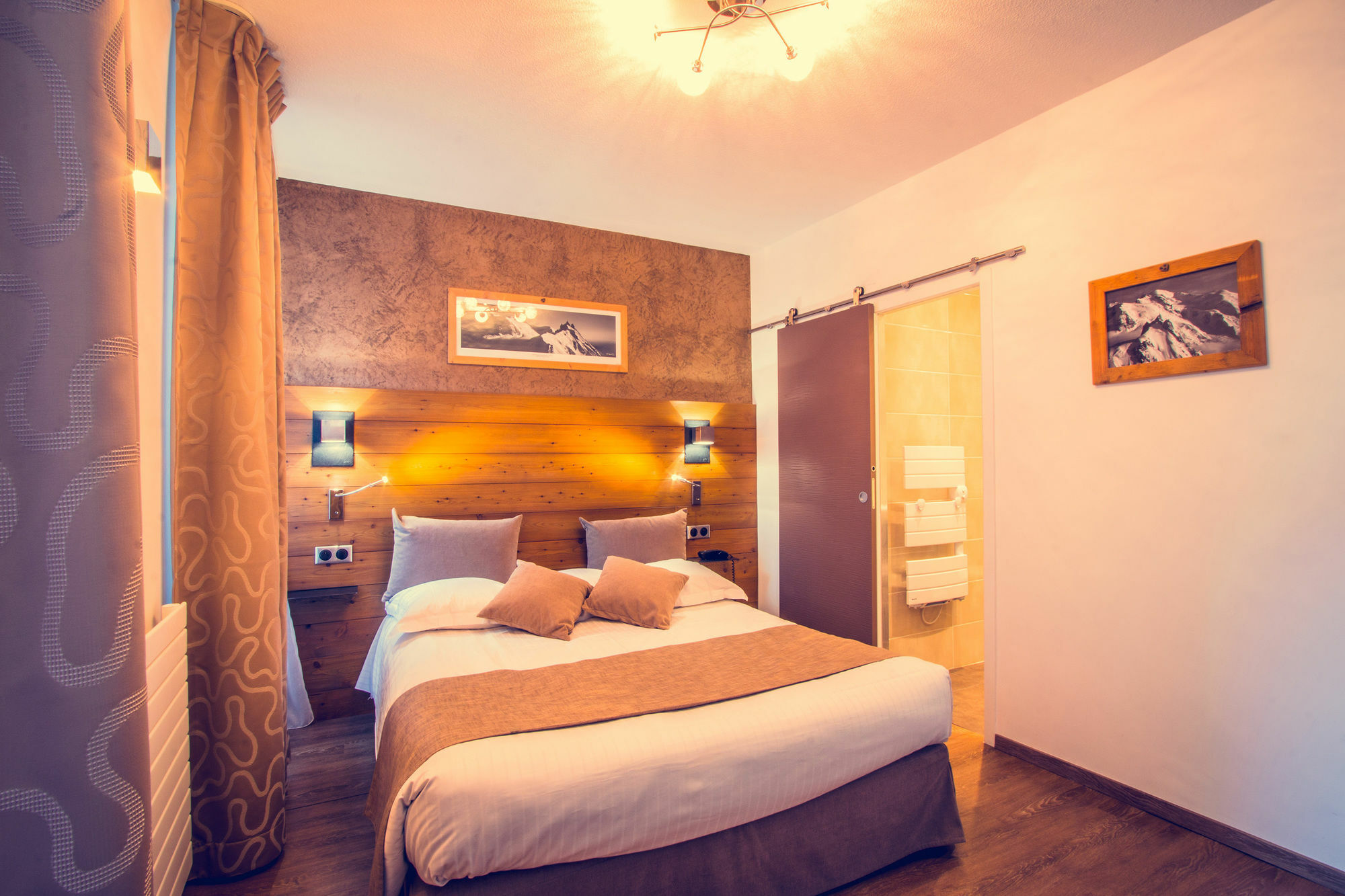 Hotel Des Princes, Chambery Centre エクステリア 写真