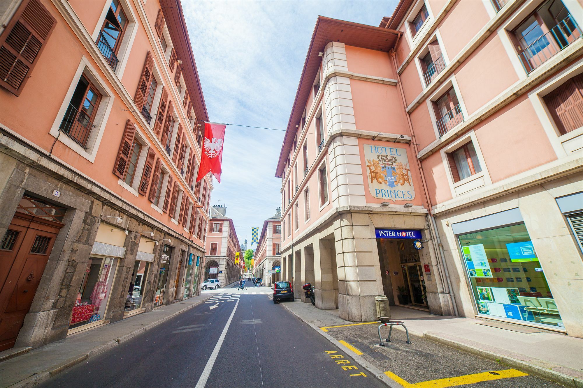 Hotel Des Princes, Chambery Centre エクステリア 写真